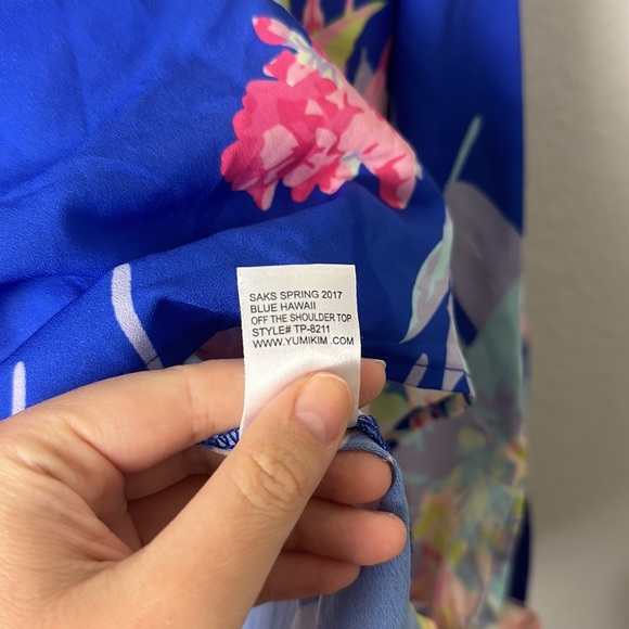 Yumi Kim Off The Shoulder Top in Blue Hawaii - Picture 6 of 7